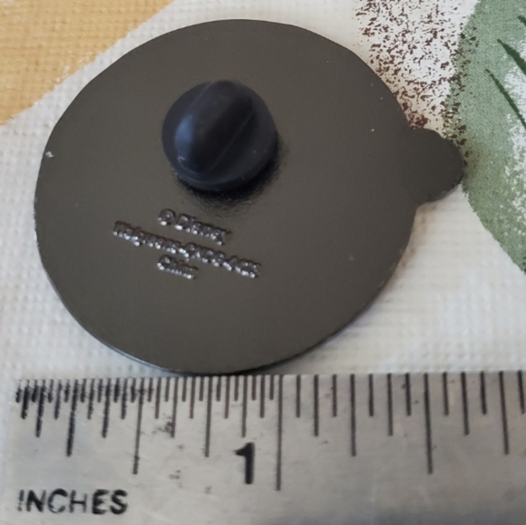 New! Zero enamel pin - Picture 2 of 2